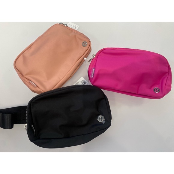 lululemon π Everywhere Belt Bag in Sonic Pink - Picture 10 of 10